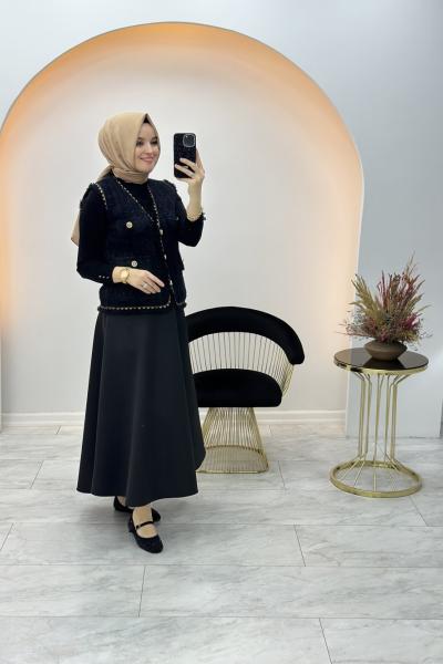 Angora Sim ve Püskül Detaylı Yelek Siyah