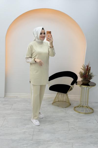 Meral Spor Takım Krem