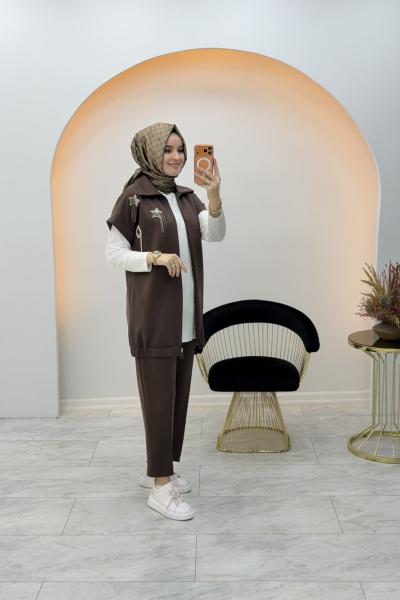 Mor İpek Yelekli Takım Kahverengi