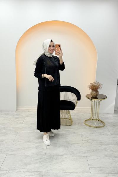 Qupra Detaylı Etekli Takım Siyah