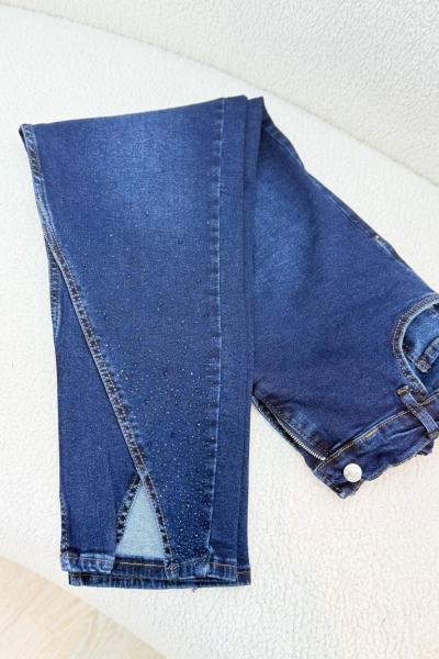 Yırtmaç Detaylı Taşlı Pantolon Lacivert