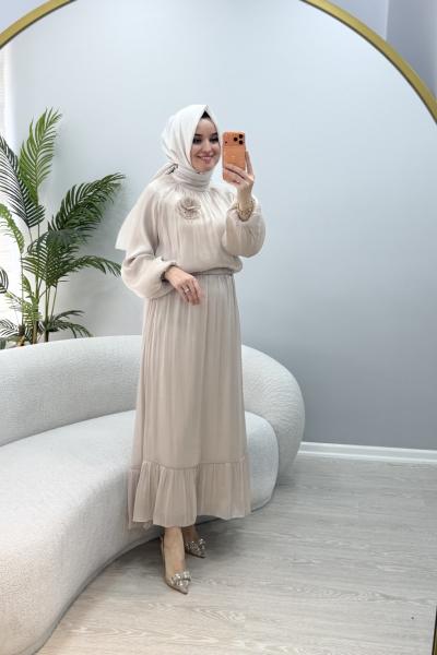 Lara Etekli Takım Krem