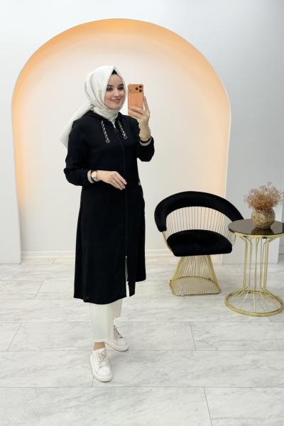 Ceren Kap Siyah
