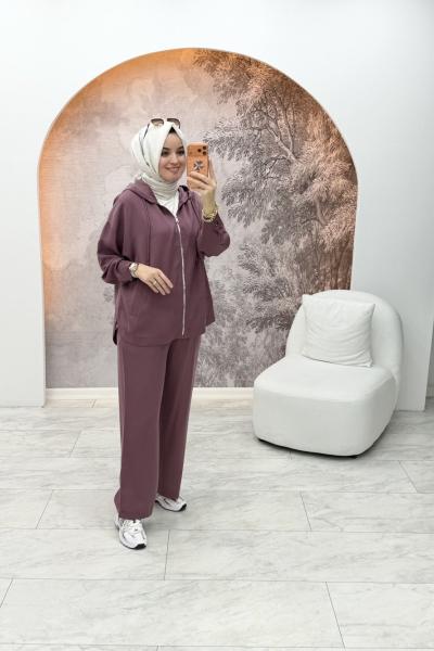 Larissa Takım Mürdüm